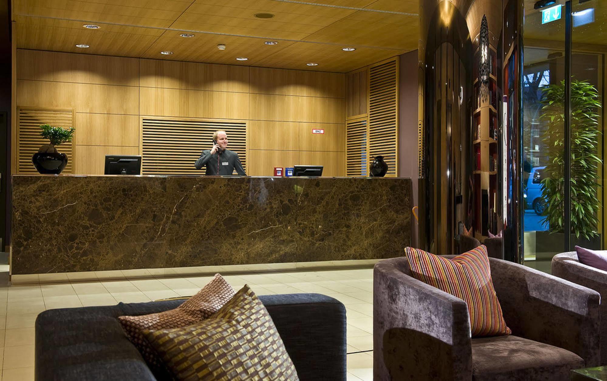 Adina Mitte Aparthotel 4*